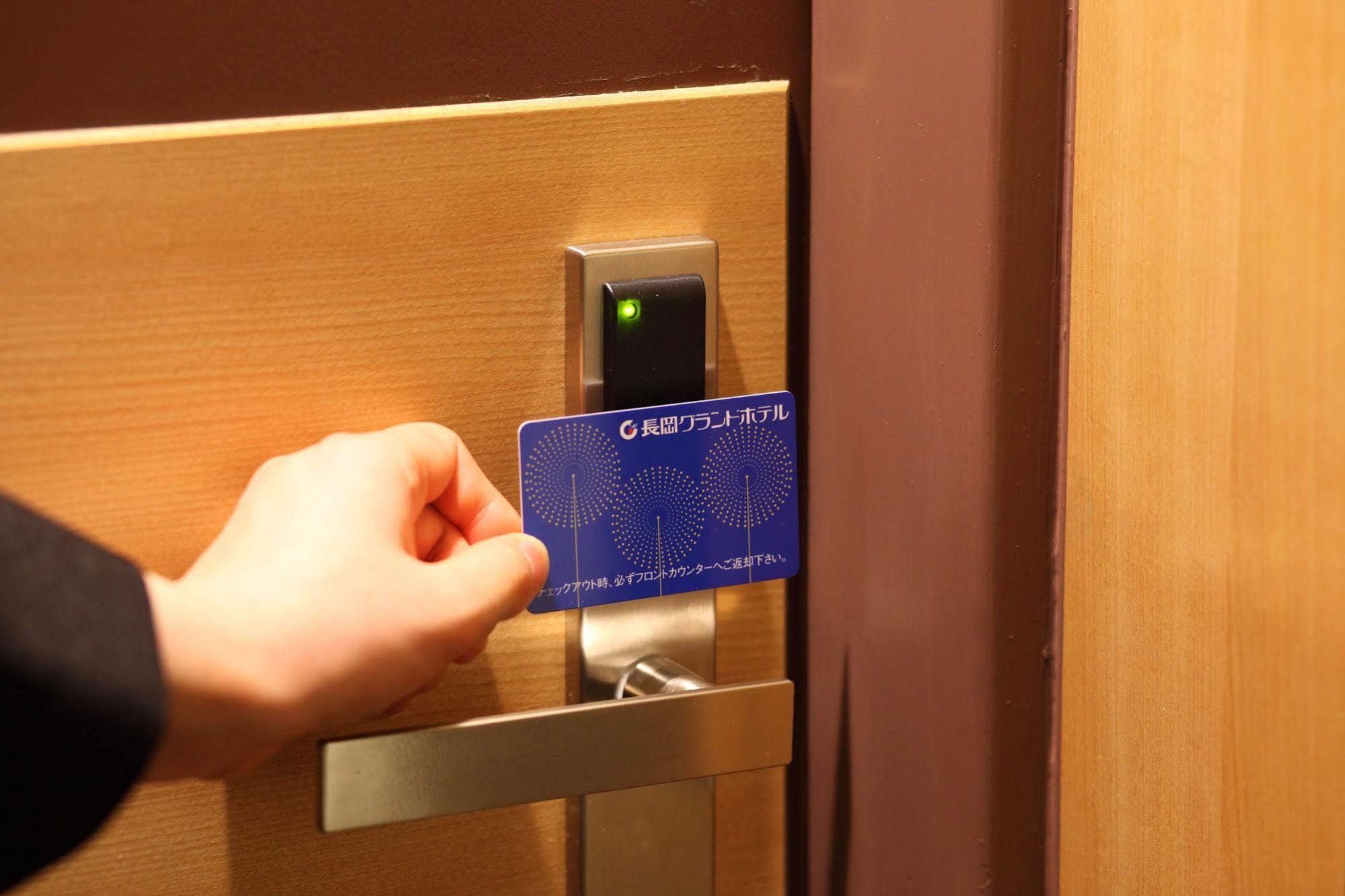 Nagaoka Grand Hotel Екстер'єр фото