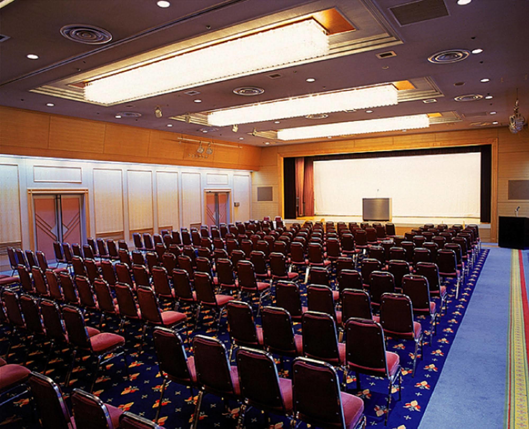 Nagaoka Grand Hotel Екстер'єр фото